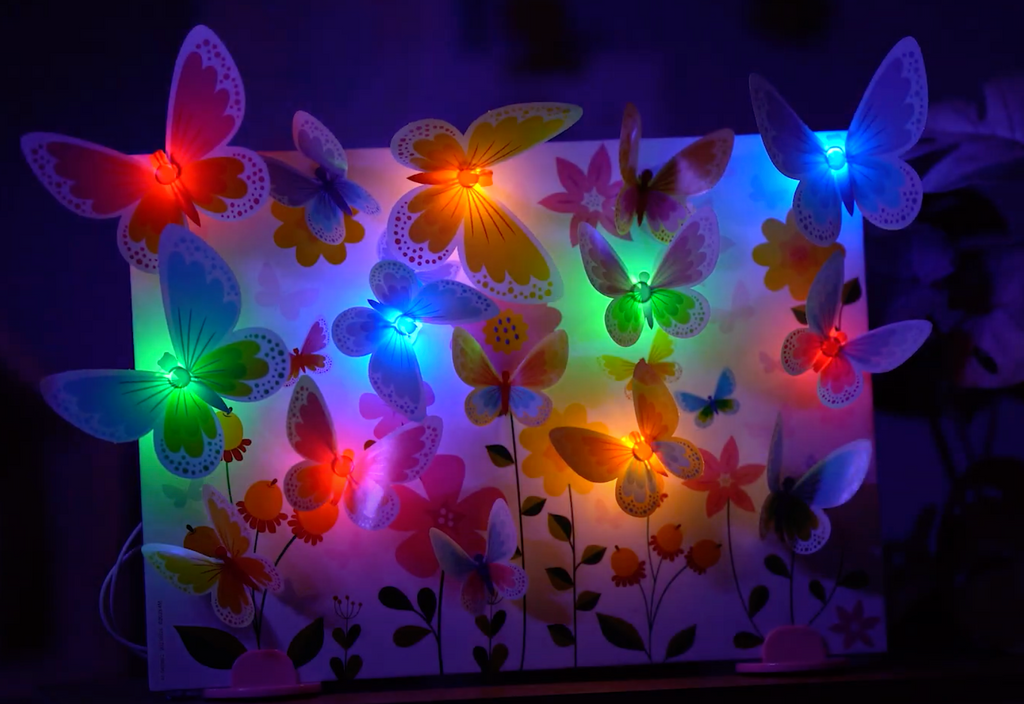 3D Glow Butterfly Canvas | KidzMaker - 4M - STEAM Kids Brisbane